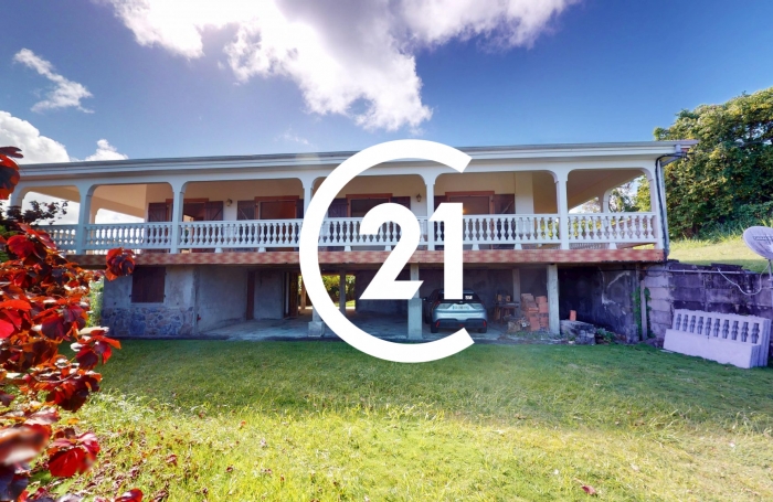 Vente Maison 137.00m&sup2; 5 pi&#232;ces La Trinité