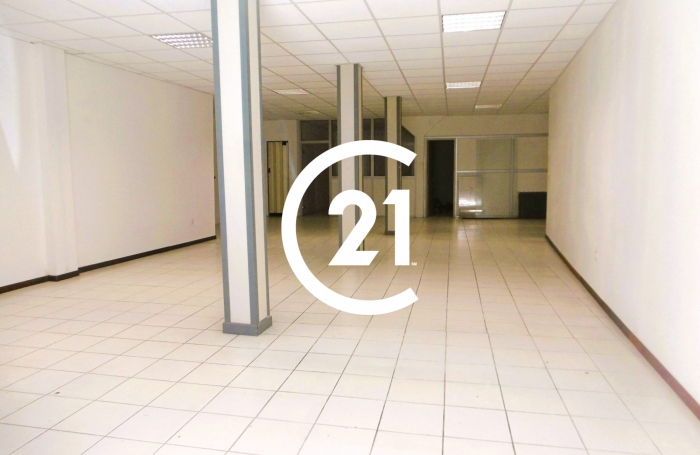 Location Local commercial 97200