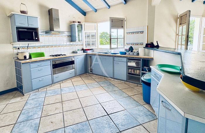 Vente Maison 247m&sup2; 8 pi&egrave;ces Le Robert