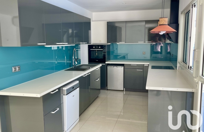 Vente Maison 180m&sup2; 5 pi&#232;ces La Trinité