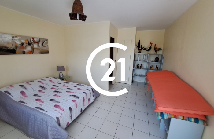 Vente Maison 430.00m&sup2; 15 pièces Sainte Anne