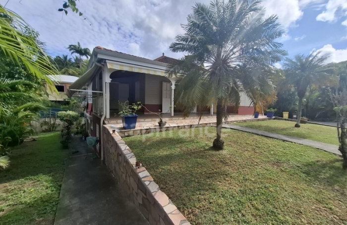 Vente Maison 158m&sup2; 7 pièces Les Trois Ilets