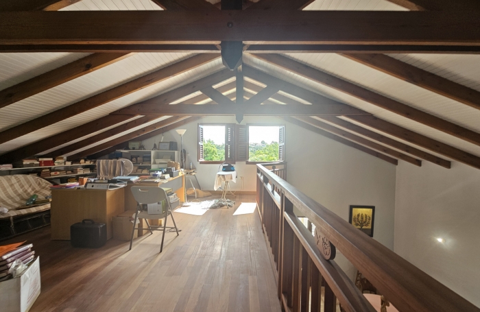 Villa F3 + grande mezzanine, sur 952 m2 de terrain - DUCOS