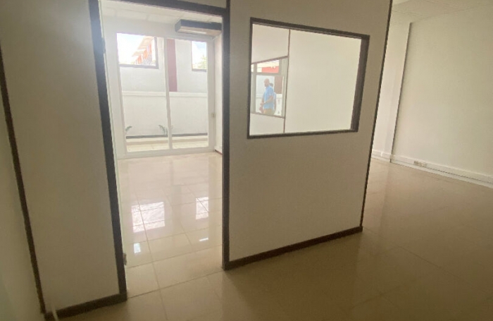 Location Bureaux 50m&sup2; Le Lamentin