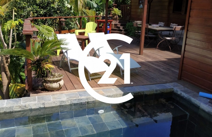 Vente Maison 180.00m&sup2; 7 pi&#232;ces Rivière Pilote