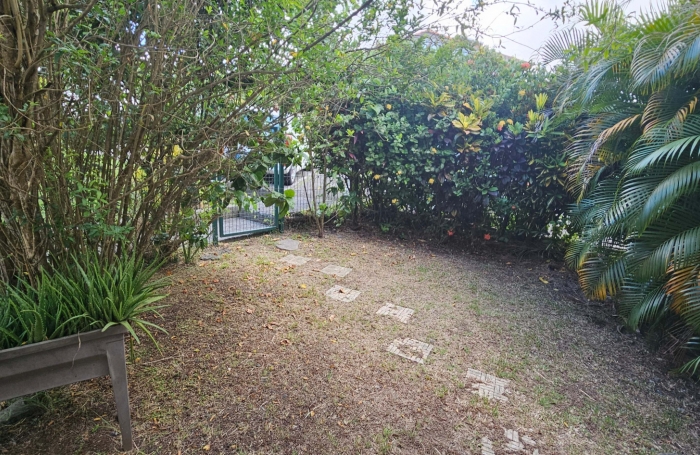 Rare: Appartement F2 avec terrasses et vue mer au calme