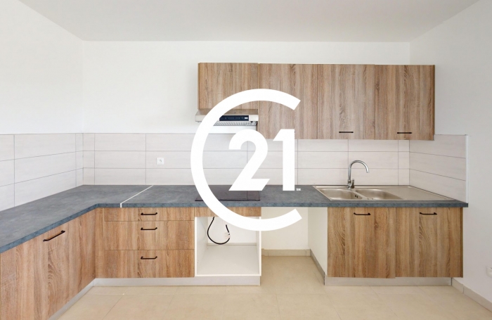 Location Appartement 75.46m&sup2; 3 pi&#232;ces Fort de france