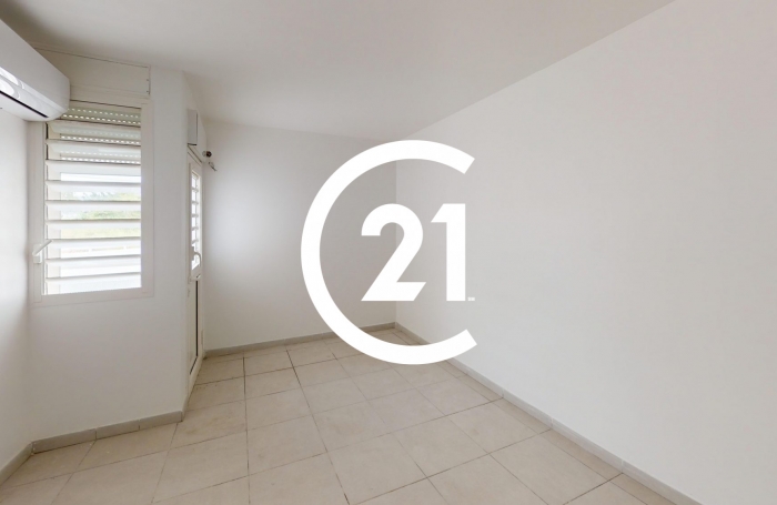 Location Appartement 75.46m&sup2; 3 pi&#232;ces Fort de france