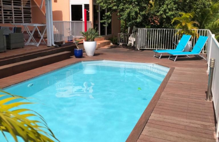 Vente Maison 270m&sup2; 9 pi&egrave;ces Schoelcher