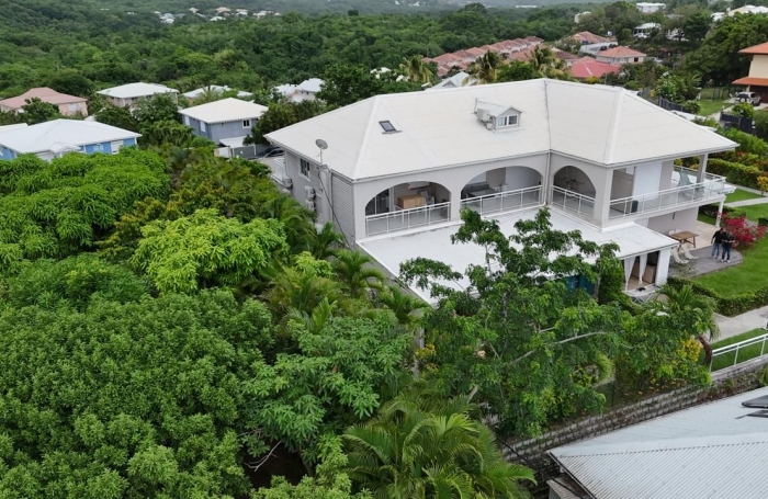 Vente Appartement 83m&sup2; 4 pièces Le Diamant