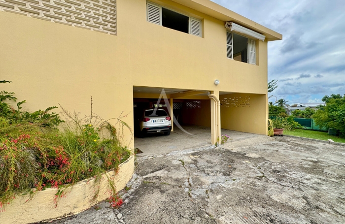 Vente Maison 137.04m&sup2; 4 pi&egrave;ces Le Vauclin