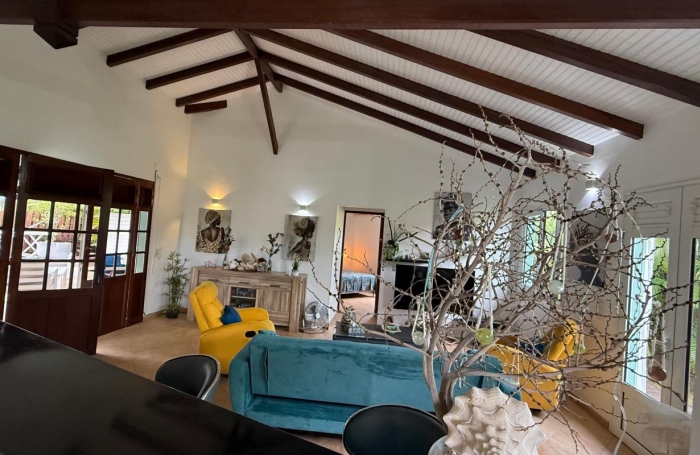 Vente Maison 128m&sup2; 4 pièces Sainte Anne