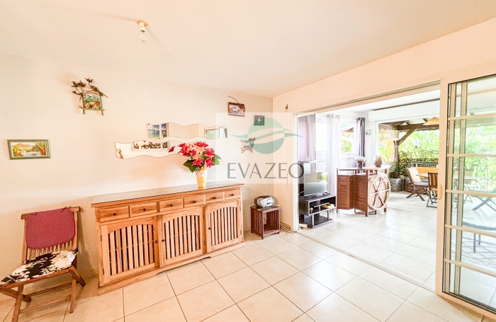 Appartement T2 67m2 + parking ferm&eacute; - piscine - TROIS-ILETS