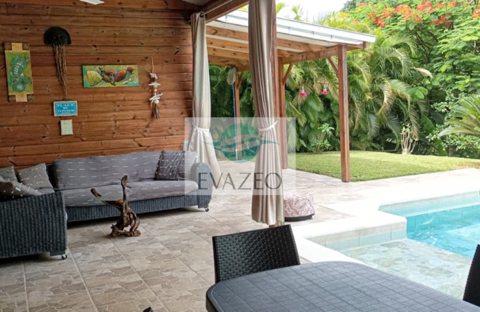 Villa 168m2 2ch + T2 ind&eacute;pendant - Piscine - LE MARIN