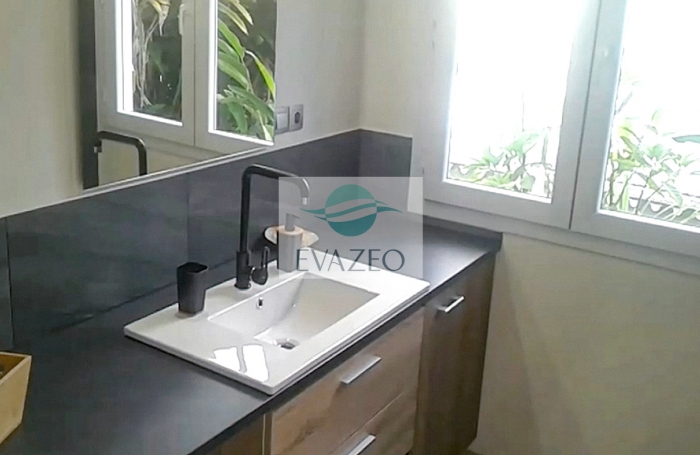 Villa 168m2 2ch + T2 ind&eacute;pendant - Piscine - LE MARIN