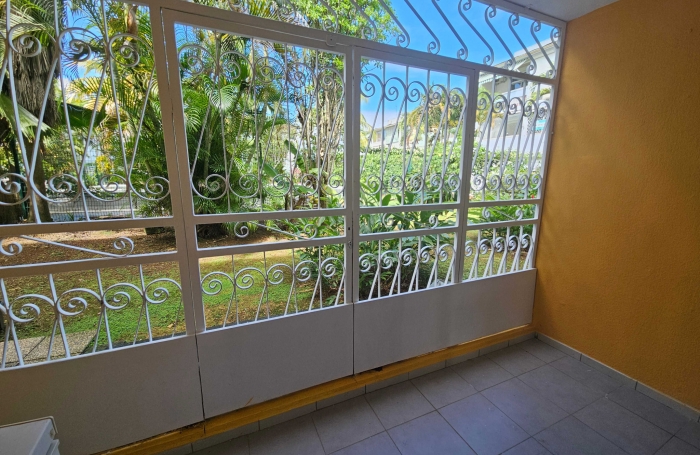 Tr&egrave;s joli studio meubl&eacute; &agrave; la Pointe du Bout