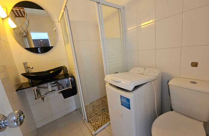 Tr&egrave;s joli studio meubl&eacute; &agrave; la Pointe du Bout