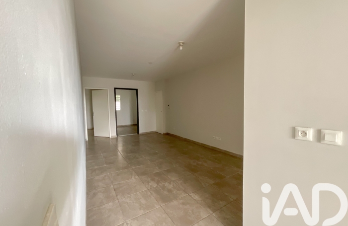 Vente Appartement 81m&sup2; 4 pièces Fort de france
