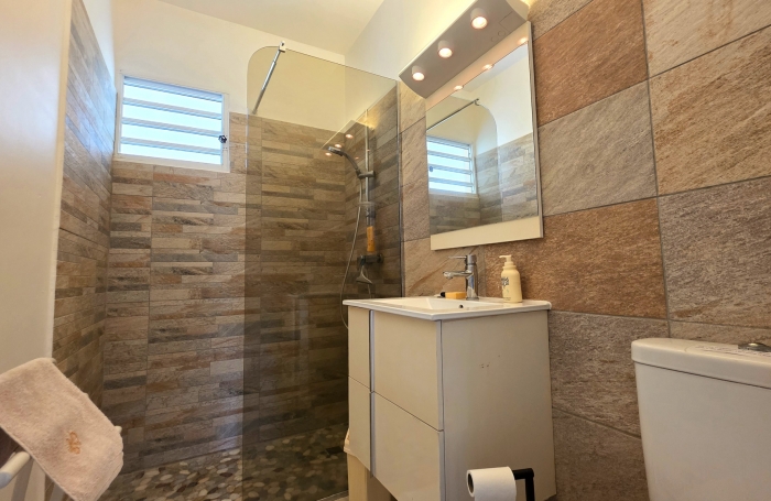 À vendre : Superbe villa sécurisée au Cap Chevalier à SAINTE-ANNE