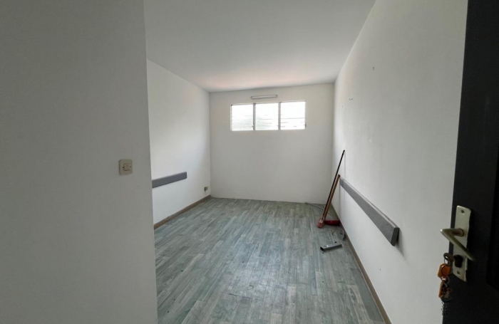 Location Bureaux 44m&sup2; Fort de france