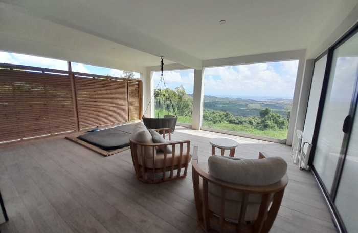 Immeuble de standing  de 4 appartements T2 avec magnifique vue mer et campagne