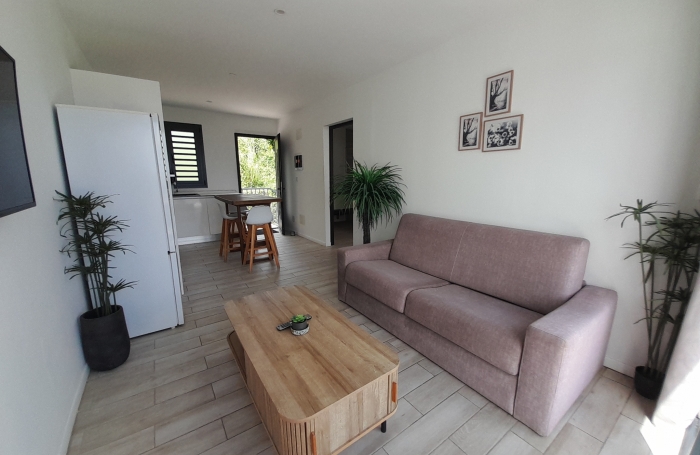 Immeuble de standing  de 4 appartements T2 avec magnifique vue mer et campagne