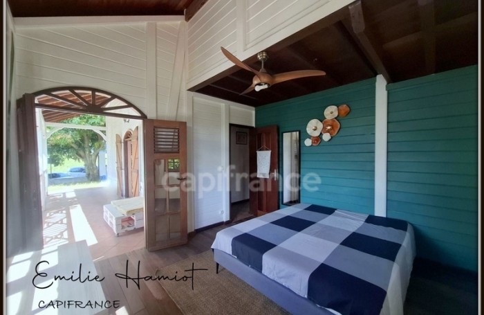 Vente Maison 141m&sup2; 7 pièces Saint Pierre