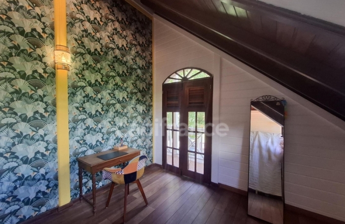 Vente Maison 141m&sup2; 7 pièces Saint Pierre