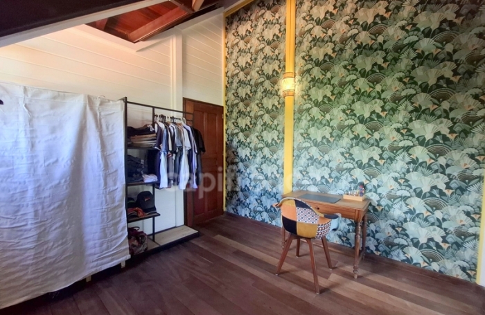 Vente Maison 141m&sup2; 7 pièces Saint Pierre