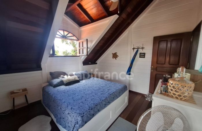 Vente Maison 141m&sup2; 7 pièces Saint Pierre