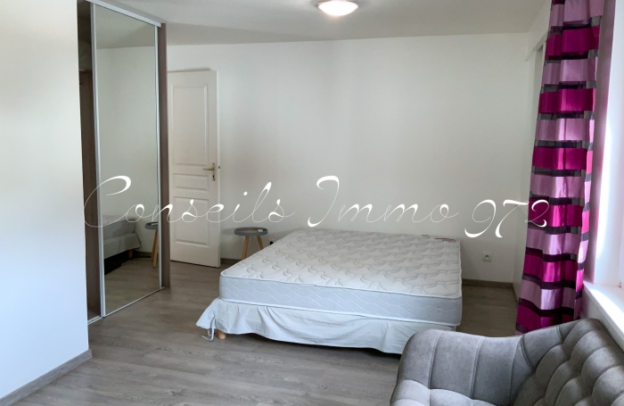 Villa meubl&eacute;e avec piscine &agrave; louer   Dizac - Le Diamant (Martinique)