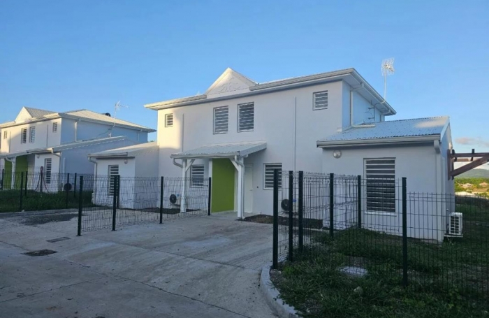 Location Maison 85.09m&sup2; 4 pièces Le Diamant