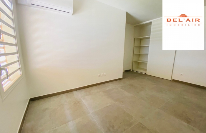 Location Appartement 60.00m&sup2; 3 pi&#232;ces Fort de france