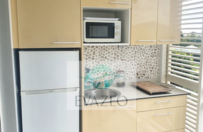 Studio 20m2 face &agrave; la mer   LE DIAMANT !