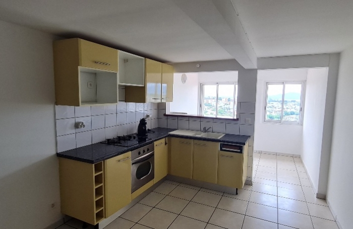 Appartement T3 avec vue mer - FORT DE FRANCE