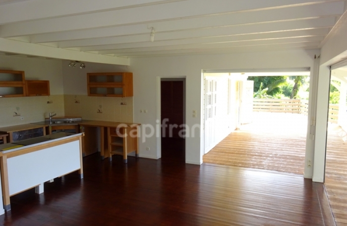 Location Maison 119m&sup2; 5 pi&#232;ces Case-Pilote