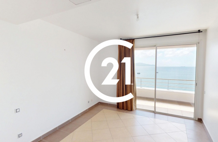 Location Appartement 87.00m&sup2; 3 pi&#232;ces Fort de france