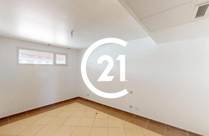 Location Appartement 87.00m&sup2; 3 pi&#232;ces Fort de france