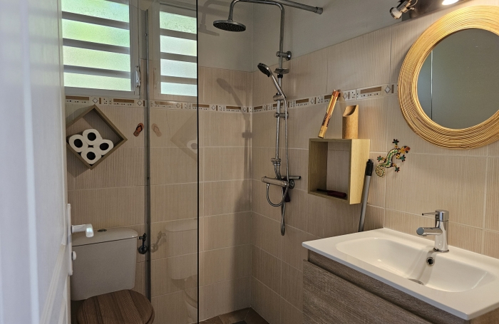 VILLA  T3 AVEC PISCINE + T2 INDEPENDANT