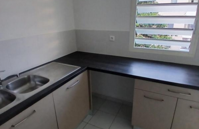 Location Appartement 75.41m&sup2; 4 pi&#232;ces Le Lamentin