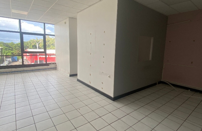 Location Local commercial 88m² Le Lamentin