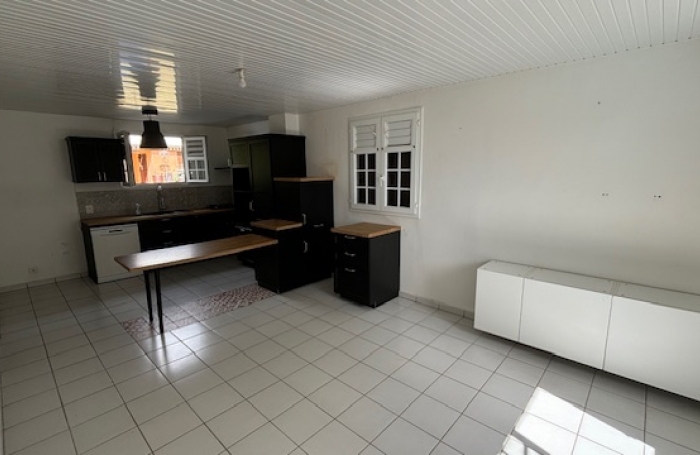 Villa de type F4 avec piscine - LE DIAMANT