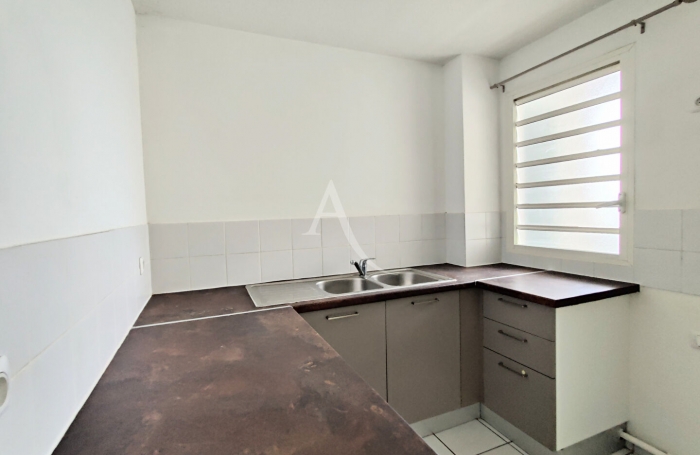 Location Appartement 61.1m² 3 pièces Le Lamentin