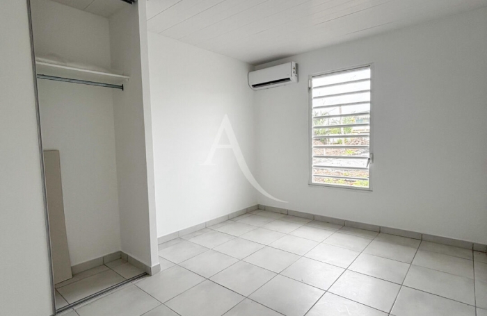 Location Maison 85.09m² 4 pièces Le Diamant