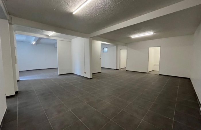 Location Local commercial Le Lamentin