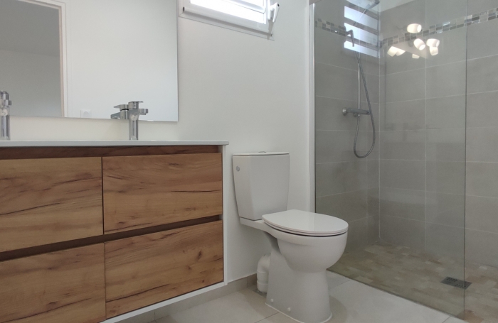 Villa neuve T4 sur la commune du Diamant (quartier Taupini&egrave;re) - Loi Girardin