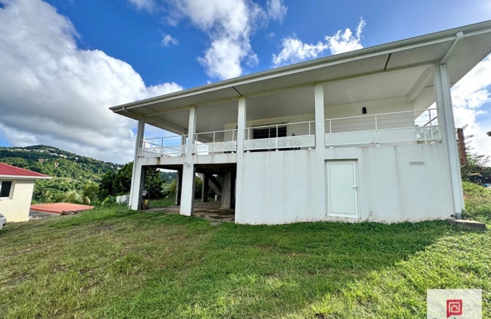 Vente Maison 156m&sup2; 3 pièces Le Lamentin