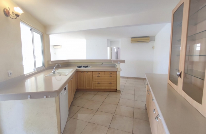 MAISON T4 bis QUARTIER MONTGERALD