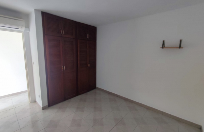 MAISON T4 bis QUARTIER MONTGERALD