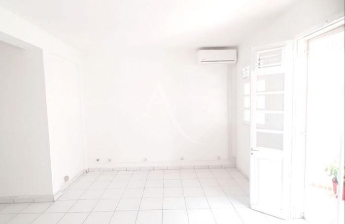 Location Divers 58m&sup2; 2 pi&egrave;ces Fort de france